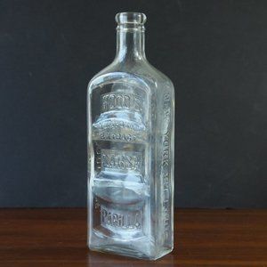 C I Hood & Co Hoods Sarsaparilla Lowell Mass Embossed Aqua Bottle 1800’s